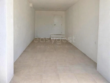 Moradia T3 para Venda em Atalaia e Alto Estanqueiro-Jardia