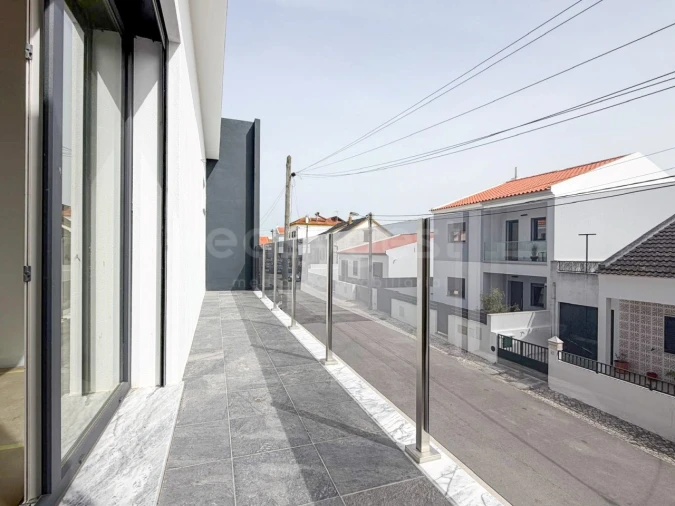 Moradia T3 para Venda em Atalaia e Alto Estanqueiro-Jardia Foto 5