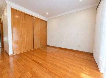 Moradia T5 para Venda em Vila do Conde