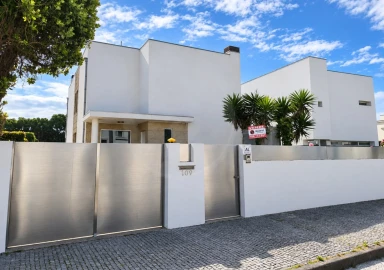 Moradia T5 para Venda em Vila do Conde