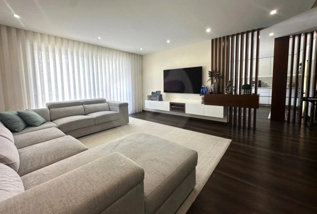 Moradia T5 para Venda em Touguinha e Touguinhó Foto 25