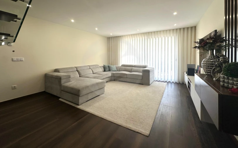 Moradia T5 para Venda em Touguinha e Touguinhó Foto 27