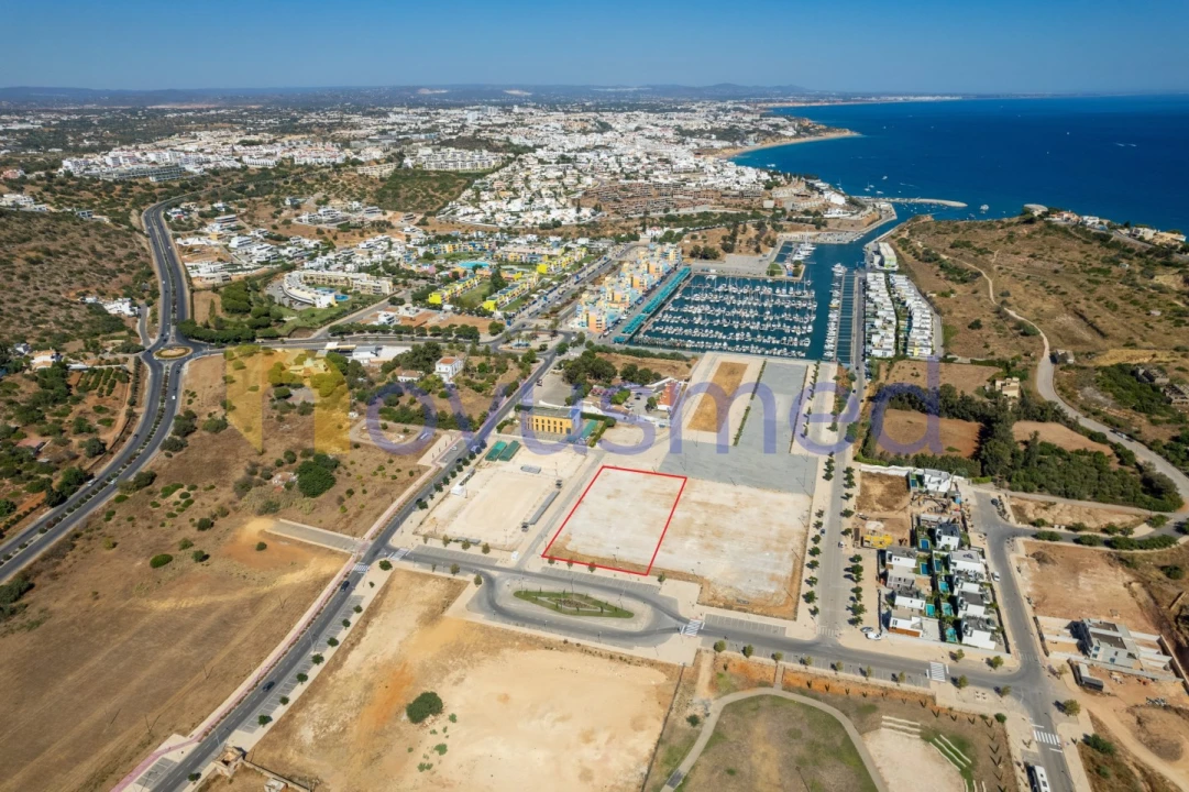 Terreno P/ Prédio para Venda em Albufeira e Olhos de Água Foto 3