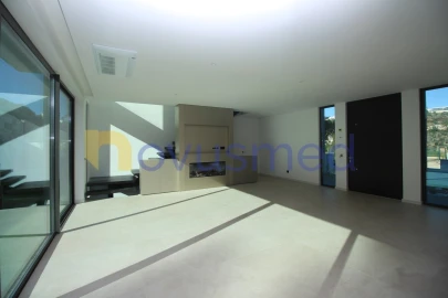 Moradia T4 para Venda em Albufeira e Olhos de Água