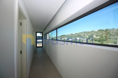 Moradia T4 para Venda em Albufeira e Olhos de Água
