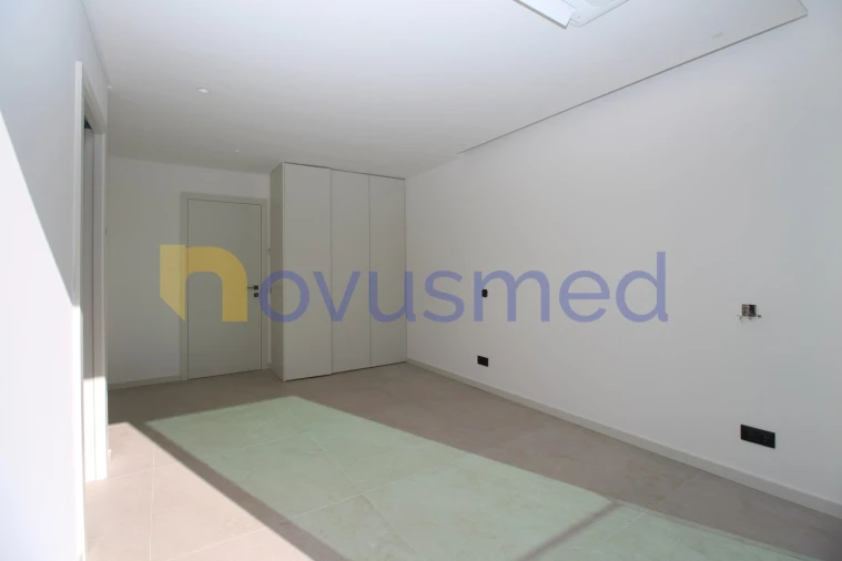 Moradia T4 para Venda em Albufeira e Olhos de Água Foto 35