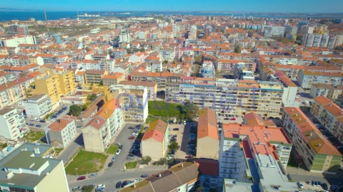 Terreno para Venda em Alto do Seixalinho, Santo André e Verderena