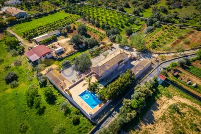 Quinta T5 para Venda em Paderne
