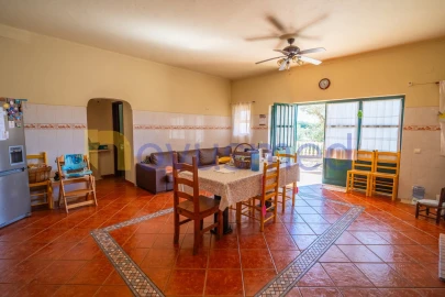 Quinta T5 para Venda em Paderne