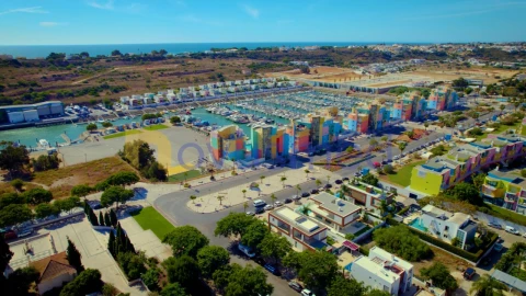 Moradia T3 para Venda em Albufeira e Olhos de Água