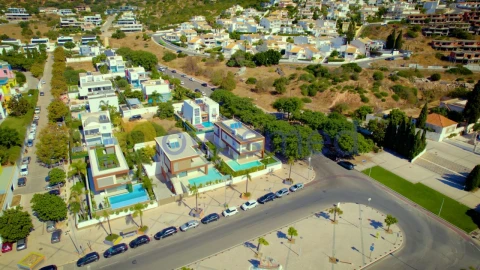 Moradia T3 para Venda em Albufeira e Olhos de Água
