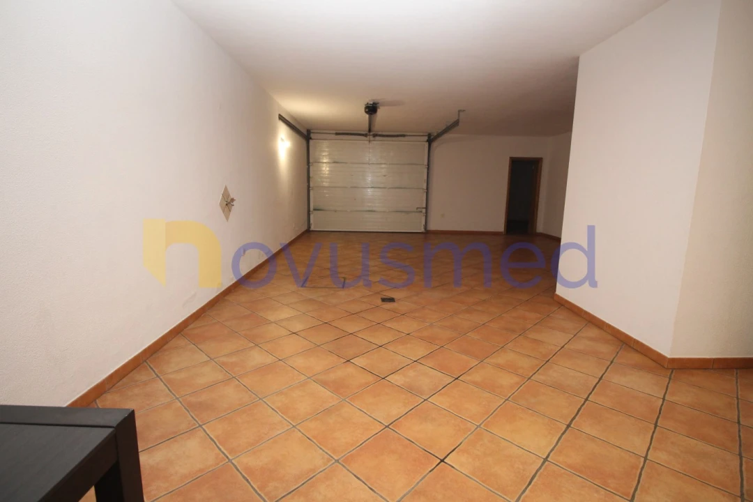 Moradia T4 para Venda em Albufeira e Olhos de Água Foto 35