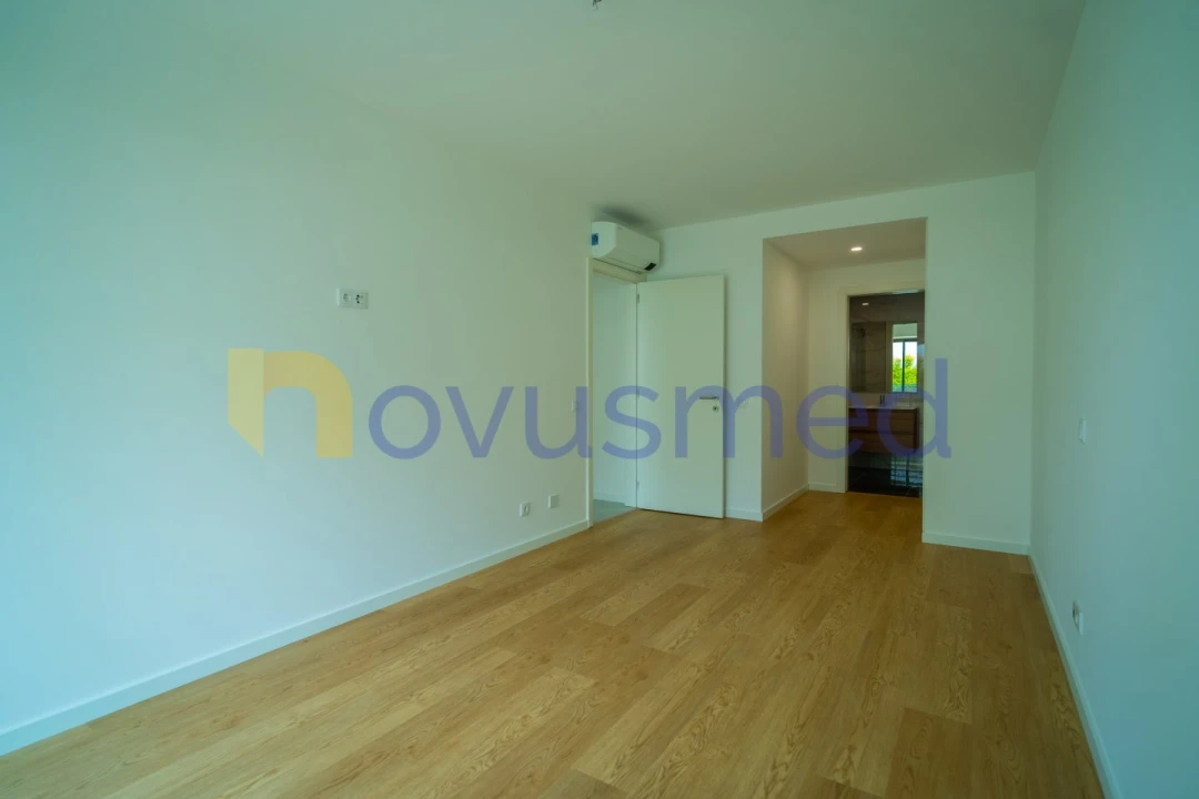 Apartamento T2 para Venda em Albufeira e Olhos de Água Foto 13