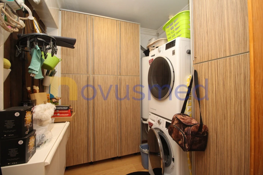 Moradia T4 para Venda em Guia Foto 43
