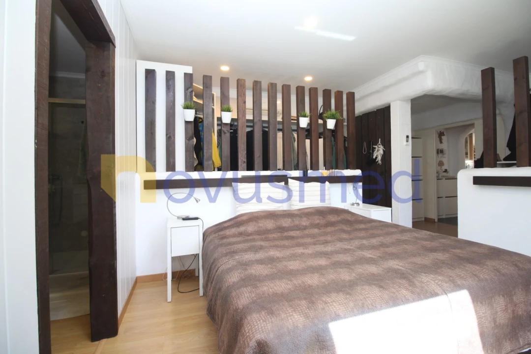 Moradia T4 para Venda em Guia Foto 70
