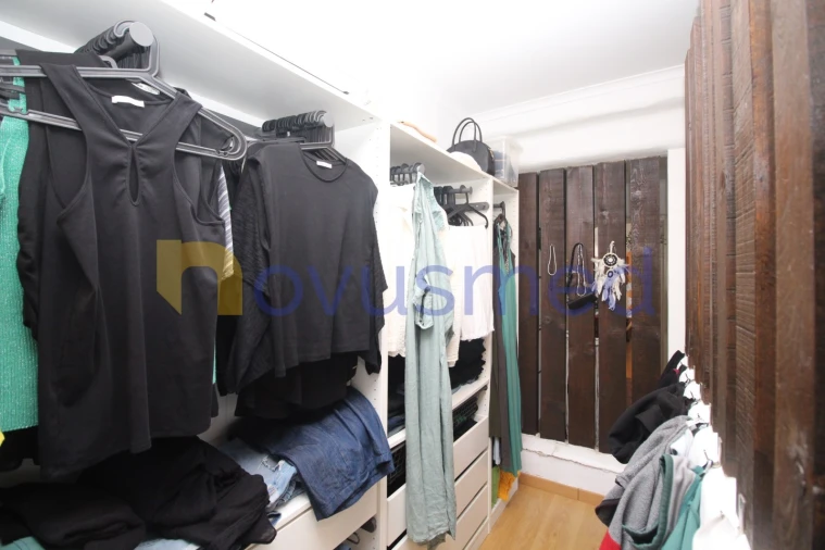 Moradia T4 para Venda em Guia Foto 72