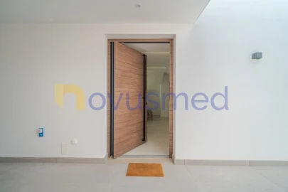 Moradia T3 para Venda em Quarteira