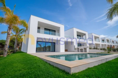 Moradia T3 para Venda em Almancil