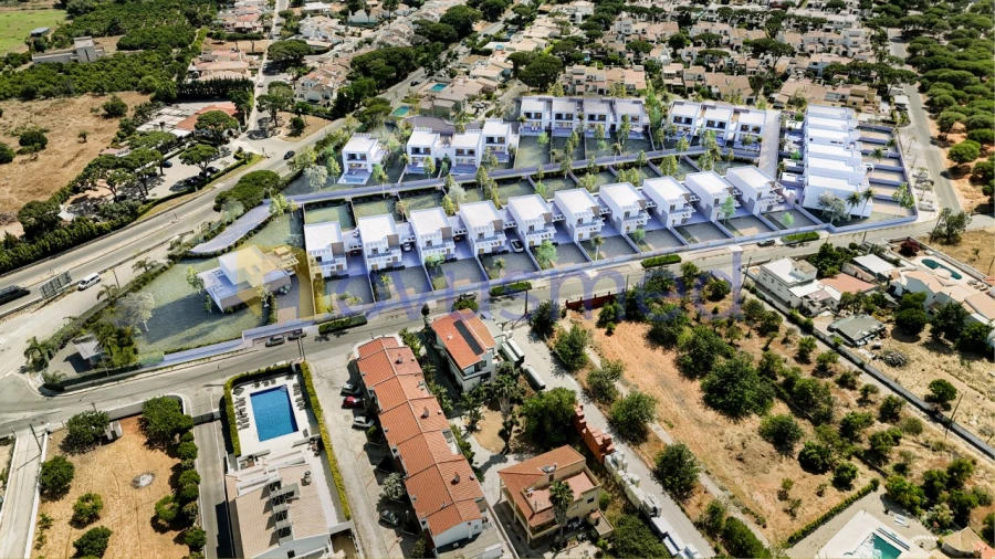 Moradia T3 para Venda em Almancil Foto 77