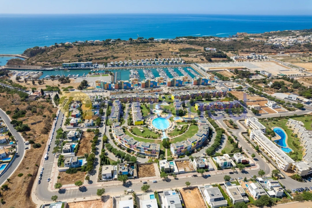 Apartamento T1 para Venda em Albufeira e Olhos de Água Foto 2