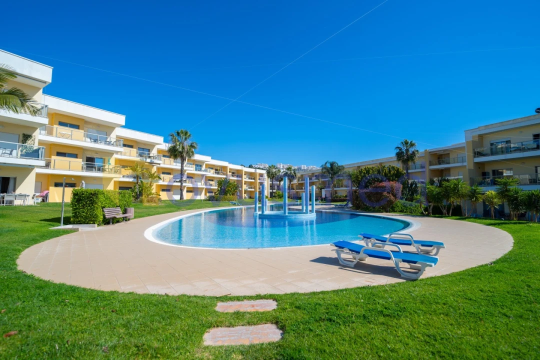 Apartamento T2 para Venda em Albufeira e Olhos de Água Foto 2
