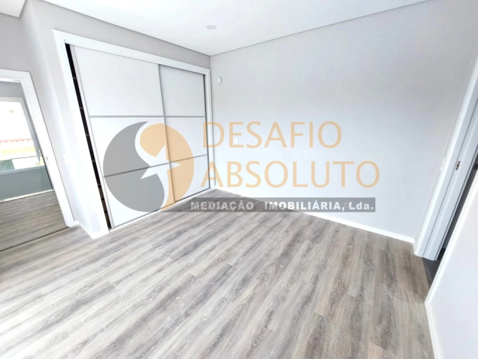 Moradia T4 para Venda em Azeitão (São Lourenço e São Simão) Foto 25