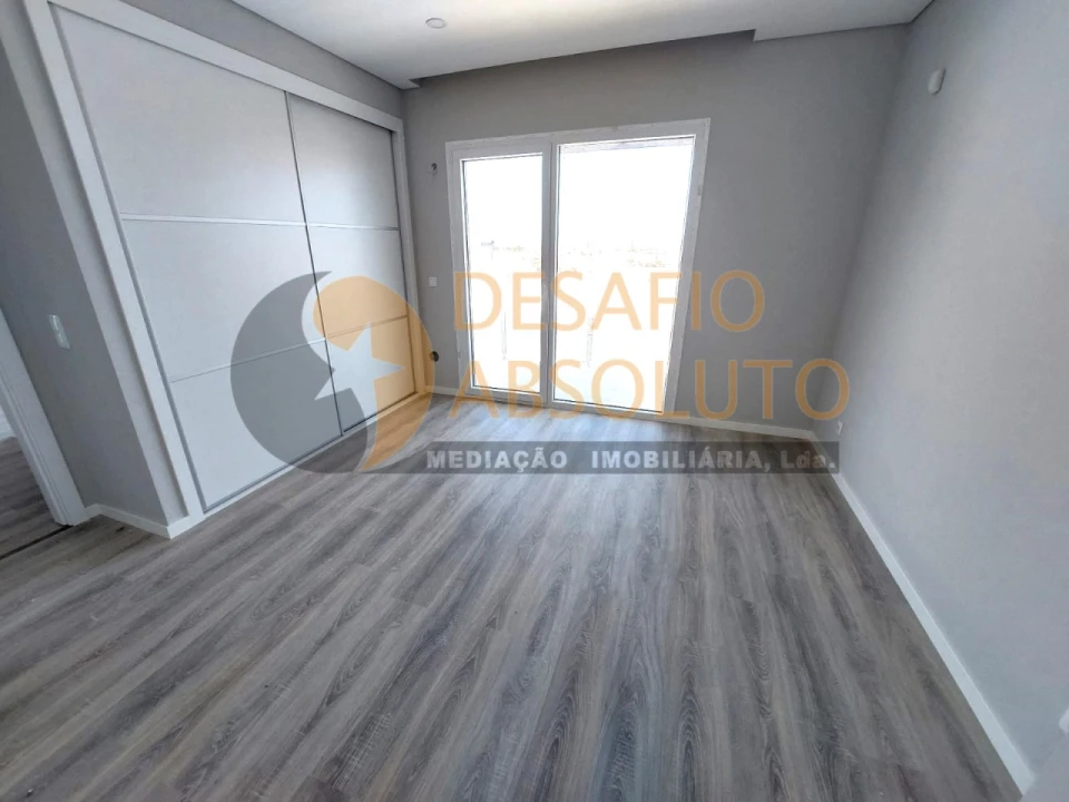 Moradia T4 para Venda em Azeitão (São Lourenço e São Simão) Foto 27