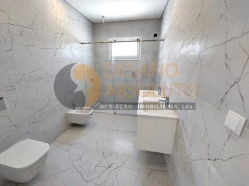 Moradia T4 para Venda em Azeitão (São Lourenço e São Simão)