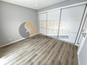 Moradia T4 para Venda em Azeitão (São Lourenço e São Simão)