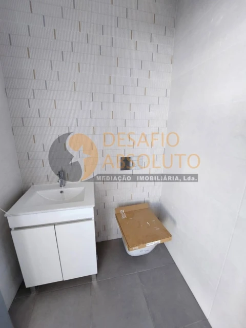 Moradia T4 para Venda em Azeitão (São Lourenço e São Simão)
