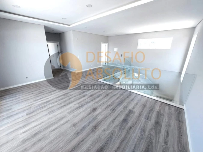 Moradia T4 para Venda em Azeitão (São Lourenço e São Simão) Foto 23