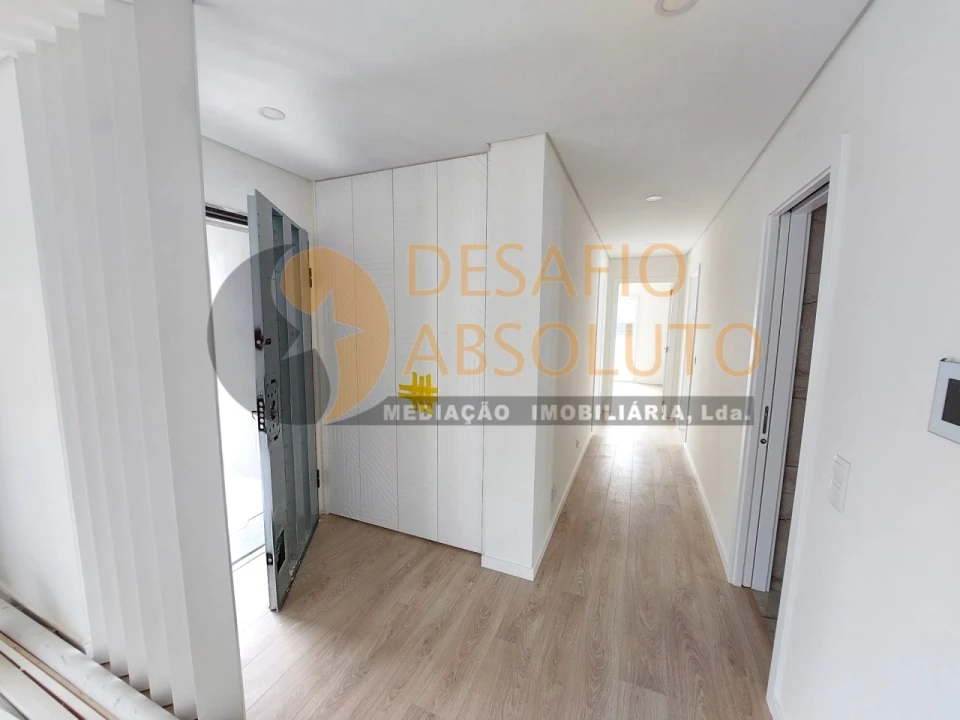 Moradia T3 para Venda em Fernao Ferro Foto 5