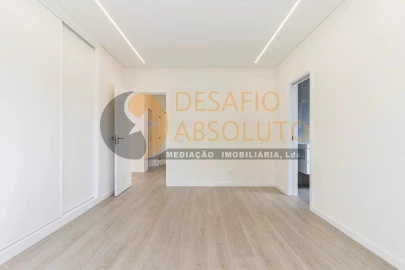 Moradia T3 para Venda em Fernao Ferro