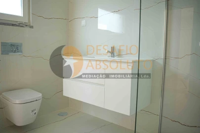 Moradia T3 para Venda em Fernao Ferro