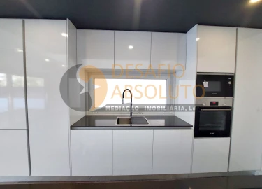 Moradia T3 para Venda em Sesimbra (Castelo)