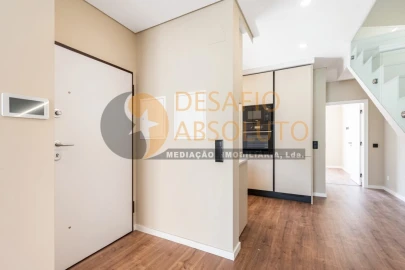 Moradia T3 para Venda em Fernao Ferro