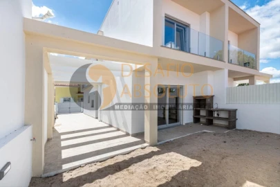 Moradia T3 para Venda em Fernao Ferro