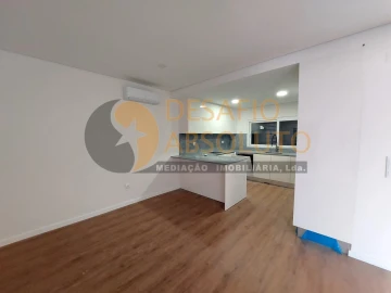 Moradia T3 para Venda em Azeitão (São Lourenço e São Simão)
