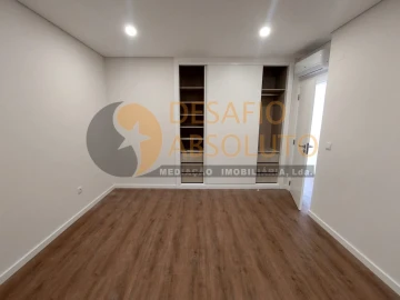 Moradia T3 para Venda em Azeitão (São Lourenço e São Simão)
