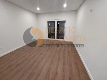 Moradia T3 para Venda em Azeitão (São Lourenço e São Simão)