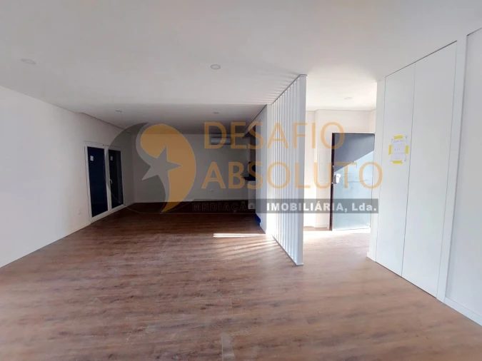 Moradia T3 para Venda em Azeitão (São Lourenço e São Simão) Foto 4