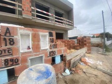 Moradia T4 para Venda em Fernao Ferro
