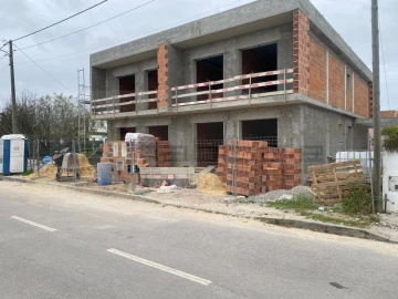 Moradia T4 para Venda em Fernao Ferro