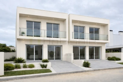 Moradia T4 para Venda em Fernao Ferro