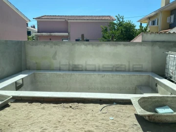 Moradia T4 para Venda em Fernao Ferro
