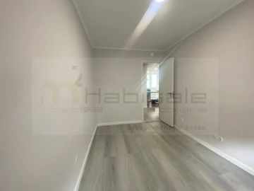 Apartamento T2 para Venda em Benfica