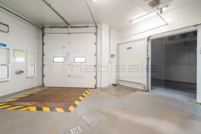 Armazém para Venda em Vialonga
