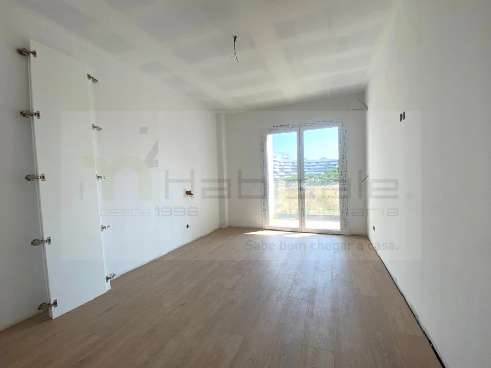 Apartamento T3 para Venda em Carnaxide e Queijas Foto 26
