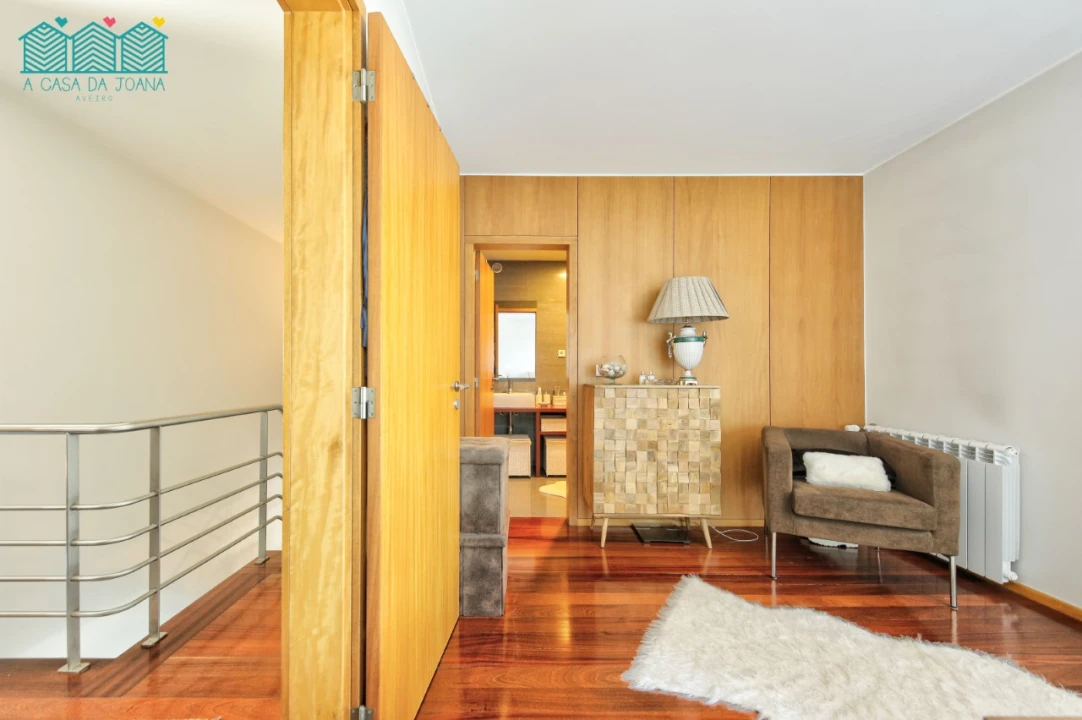 Apartamento T4 para Arrendamento em Ílhavo (São Salvador) Foto 31