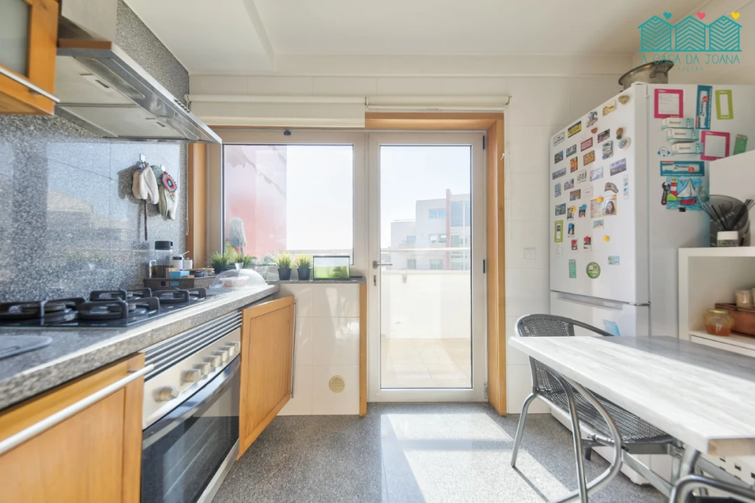 Apartamento T4 para Arrendamento em Ílhavo (São Salvador) Foto 47